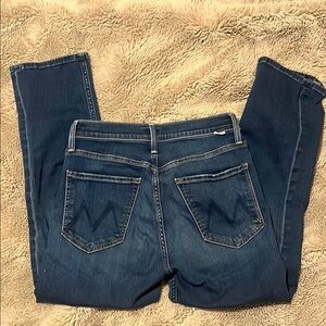 26 MOTHER The Tomcat Cropped Jeans